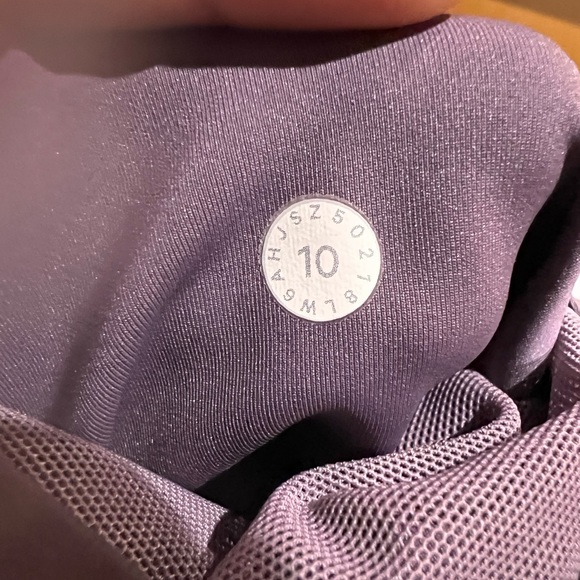 EUC In Movement Crop *Everlux 19” * Smoked Mulberry* - Picture 3 of 6